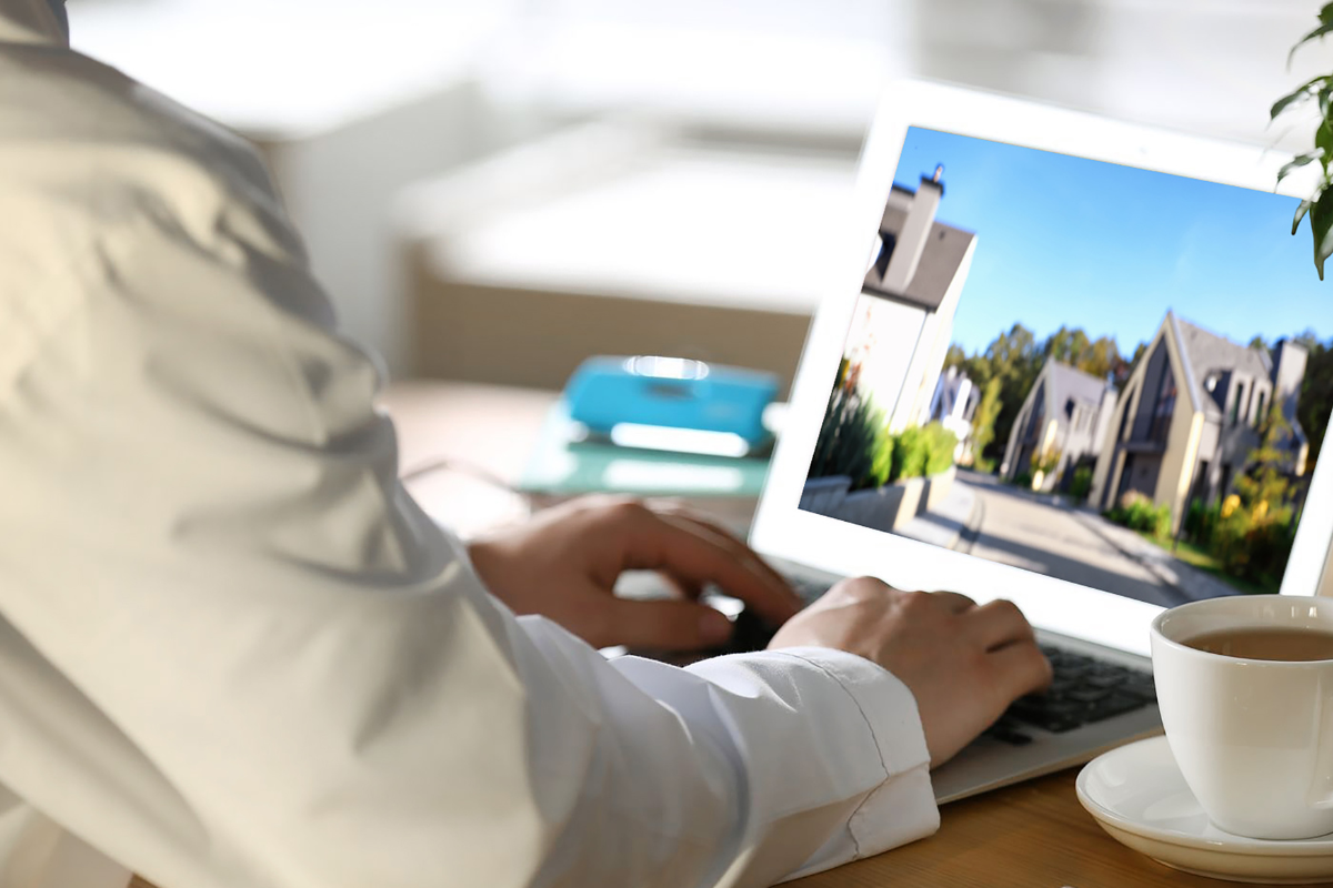 online vs high street traditional estate agent